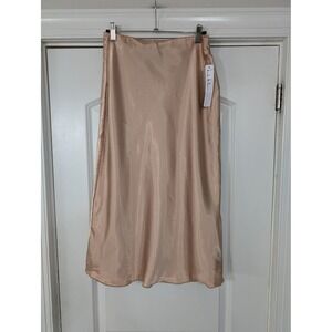 Chic Satin Midi Skirt in Beige